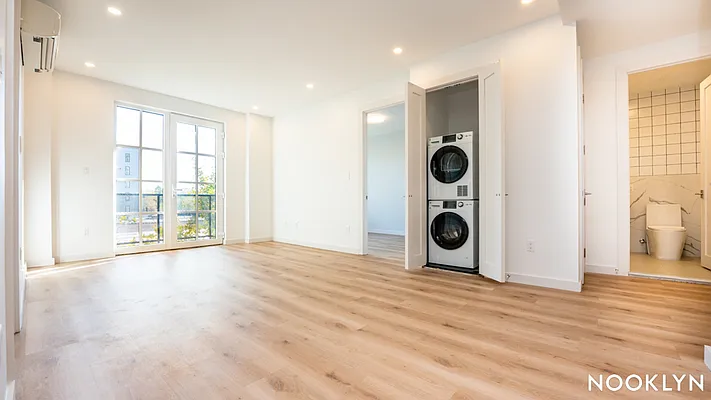 Rented by Nooklyn NYC LLC | media 3