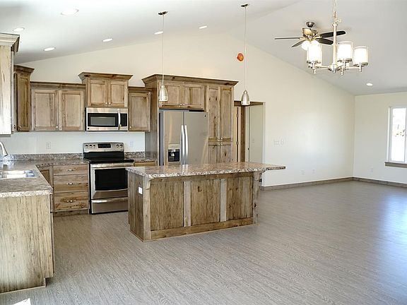 5th image of 7044 Garden Valley Dr