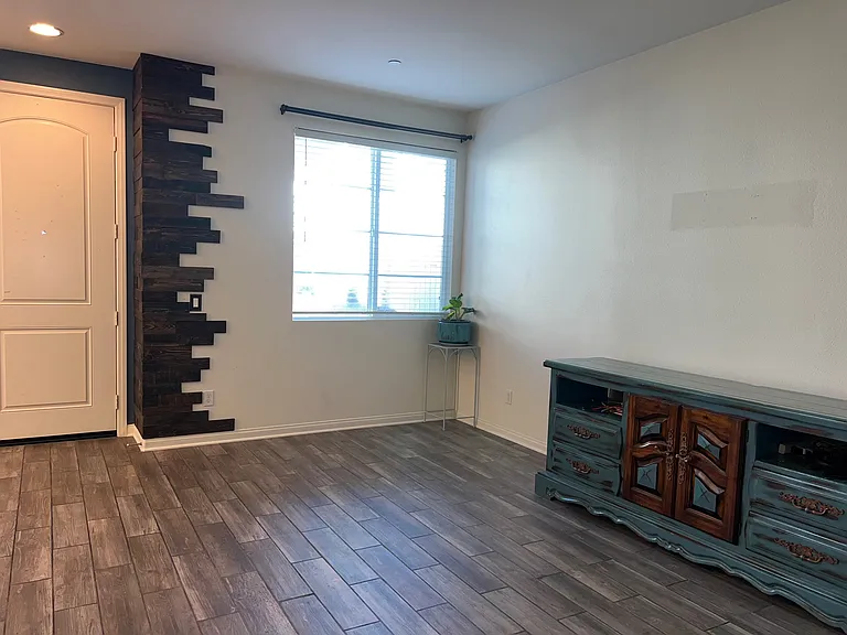 1707 Frangipani Ave — Photo 10