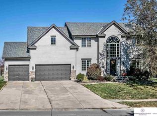 16218 Young St, Bennington, NE 68007