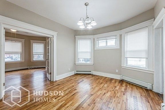 4th image of 455 Alden St #1