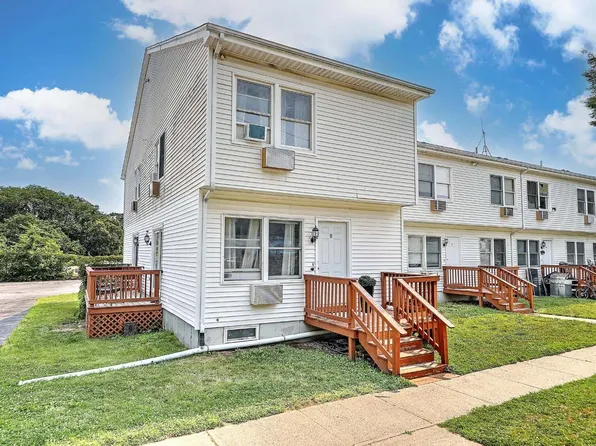 52 Nancy St Unit 8, Providence, RI 02909