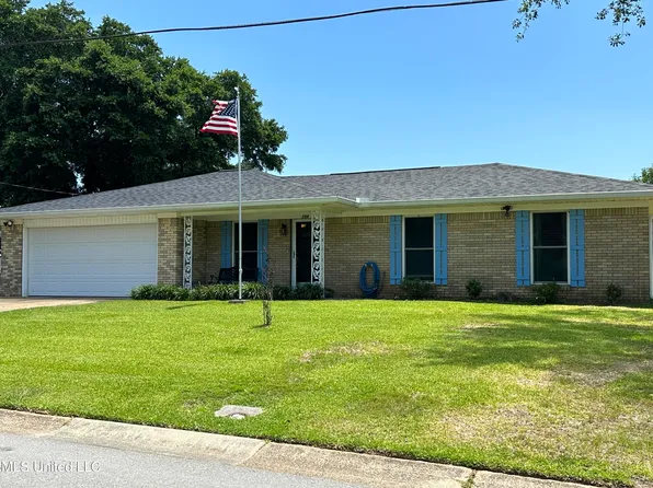 154 Gary St, Gulfport, MS 39503