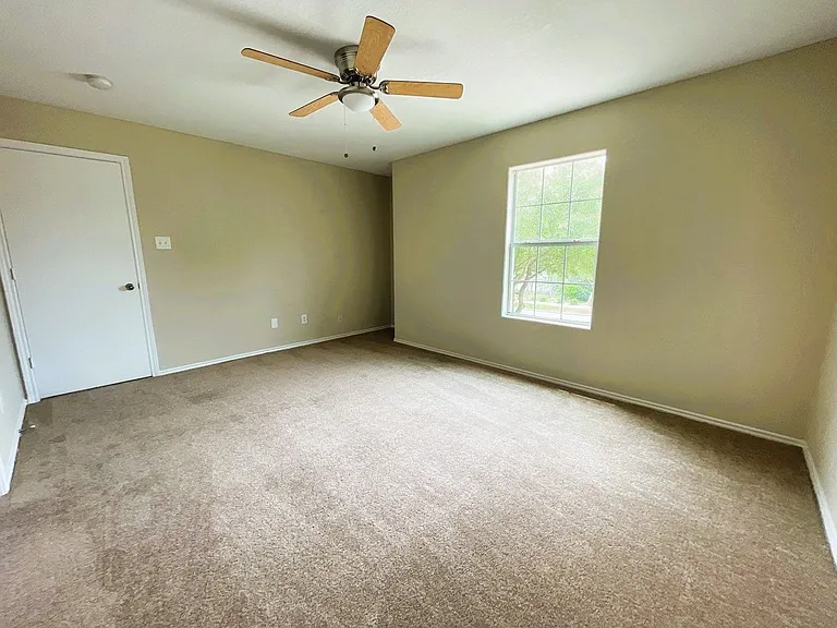 436 Mystic Glen Loop — Photo 11
