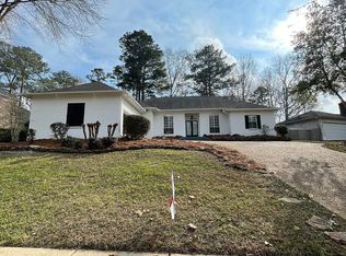408 Woodlands Cir, Brandon, MS 39047