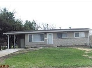 1805 Thunderbird Ave, Florissant, MO 63033