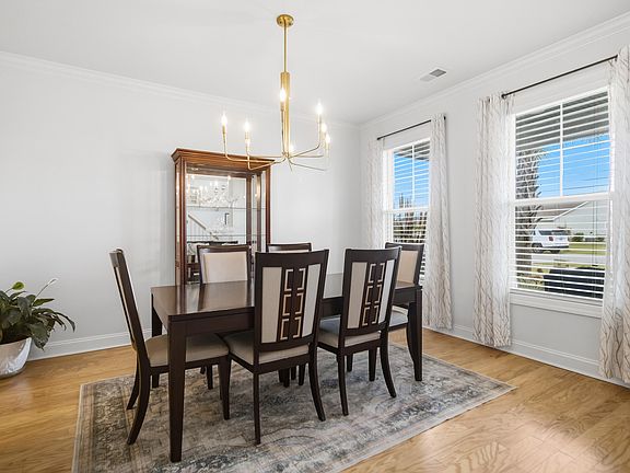 5th image of 312 Long Pier St