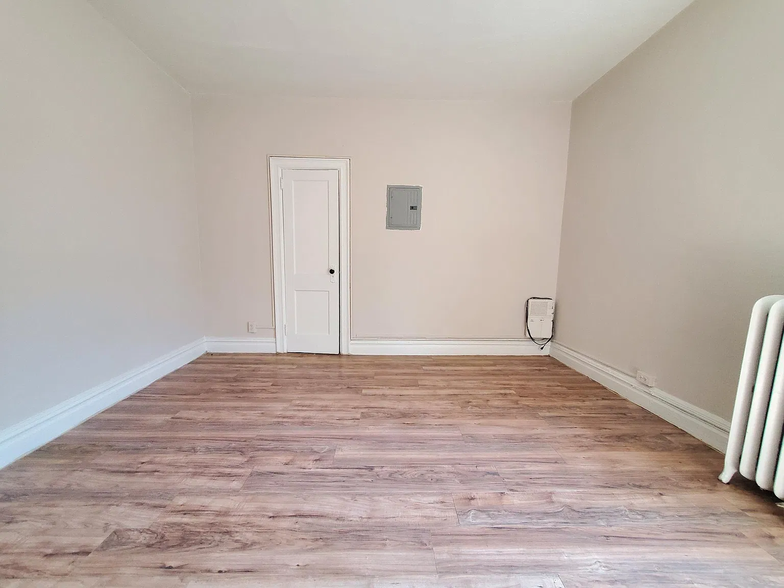 1 bed, 650 sqft, $1,600 — Photo 3