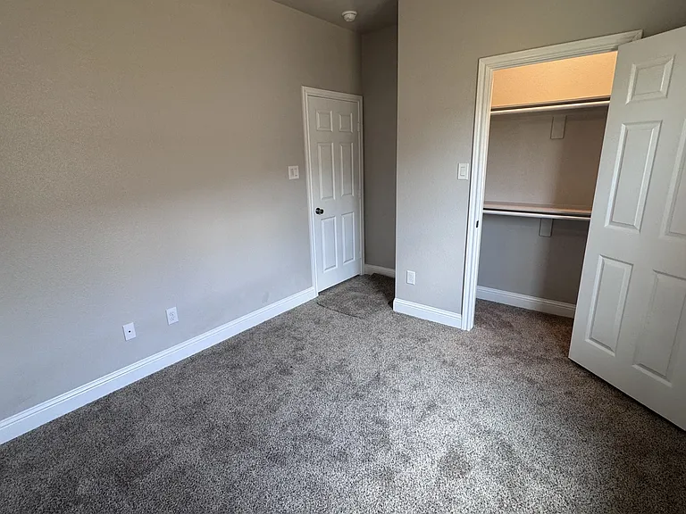 3209 Bourland St — Photo 10
