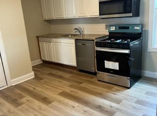 445 Summer St #2, New Bedford, MA 02740