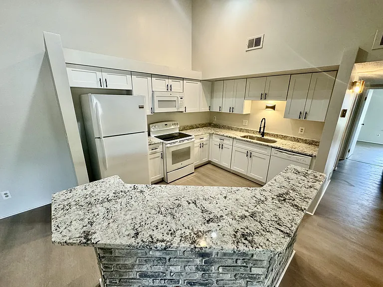 19536 Northridge Dr — Photo 8