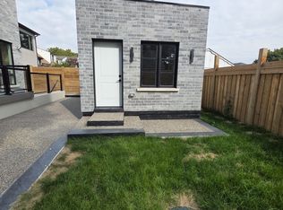 247 Alderbrae Ave, Toronto, ON M8W 4K6