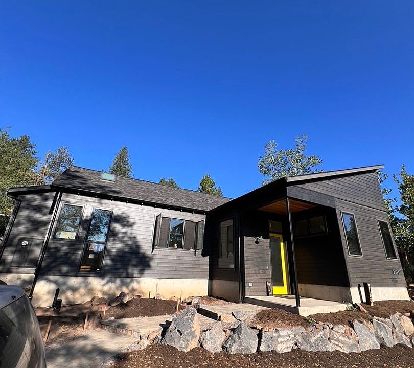 1st image of 2111 NW Awbrey Rd #1