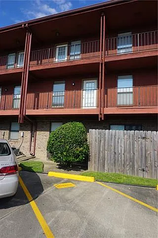 2 bed, 1.5 bath, 1140 sqft, $1,450 — Photo 2
