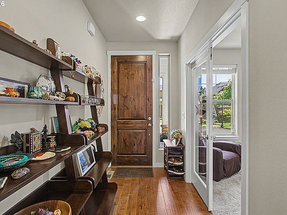 5th image of 4007 NE Tacoma Ct