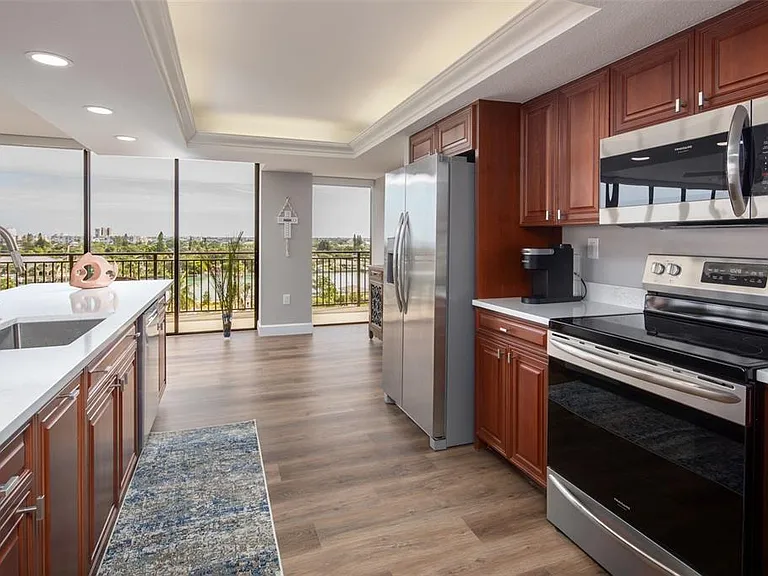 7650 Bayshore Dr #606 — Photo 6