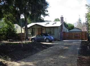237 Willow Rd, Menlo Park, CA 94025