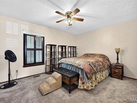 4th image of 6 Merribrook Ct