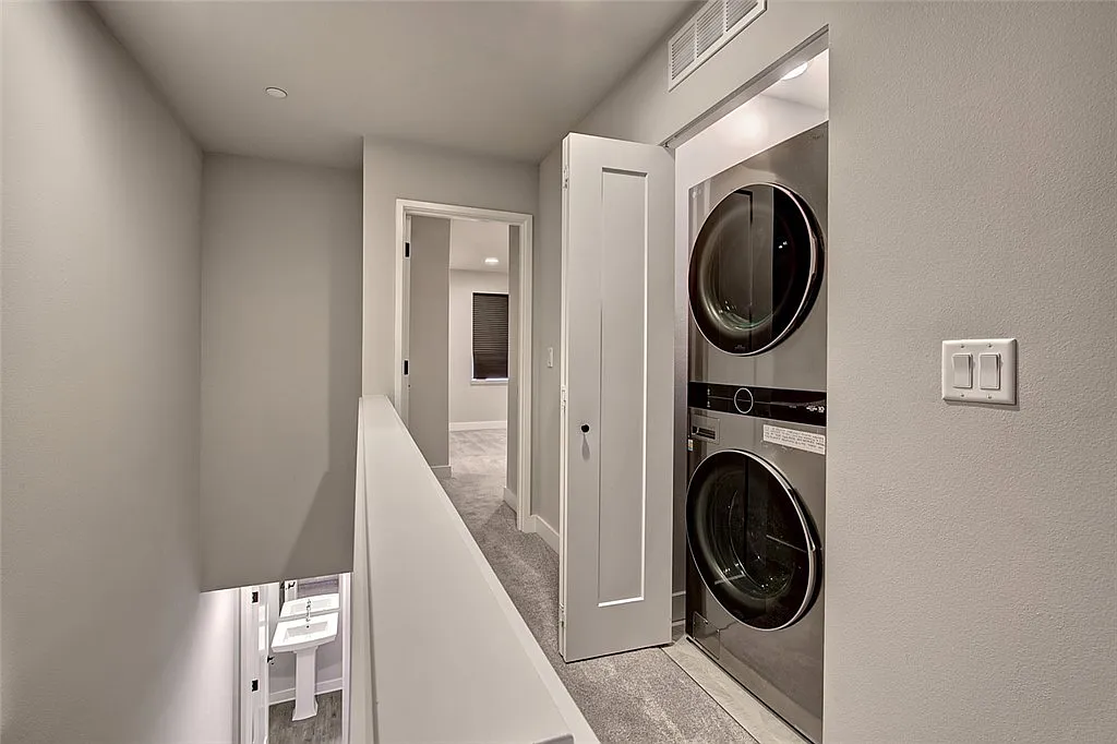 3 bed, 1593 sqft, $1,200 — Photo 4