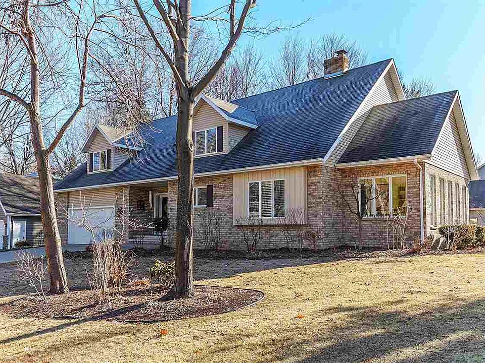 1st image of 2095 Crestwood Springs Dr