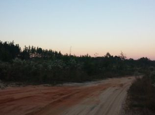 2427 Kent Rd, Chipley, FL 32428