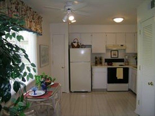 4th image of 5280 Tamarack Cir E