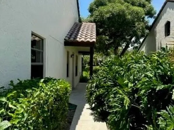 406 Buttonwood Pl #406, Boca Raton, FL 33431