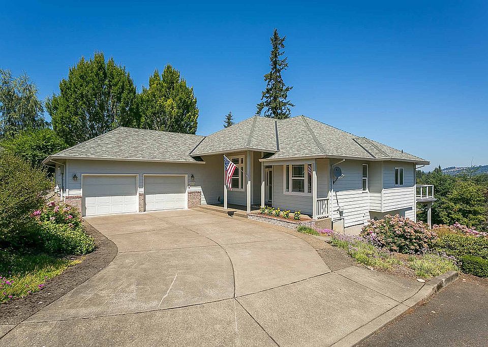 1st image of 14576 SE Loren Ln
