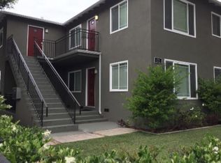 1762 9th St #B, Santa Monica, CA 90404