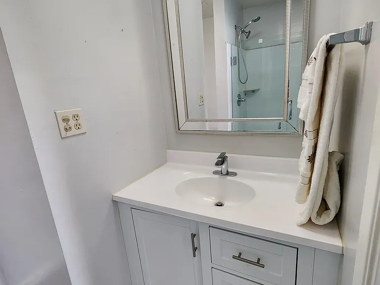 12744 Moorpark St #3 — Photo 14