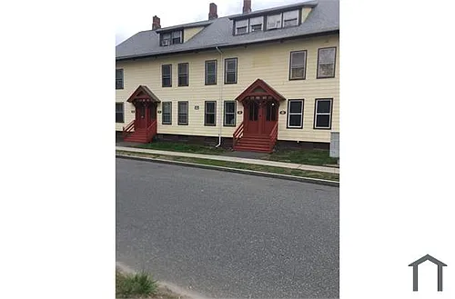 48 Park St #B Photo 1