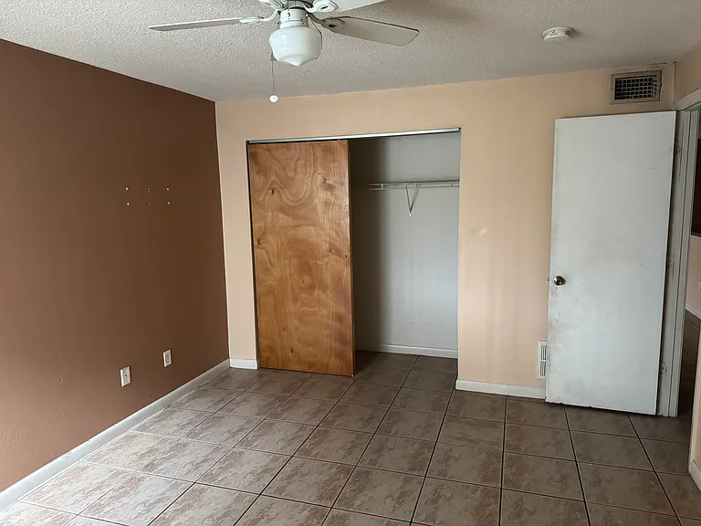 800 N Fiske Blvd #102 — Photo 6