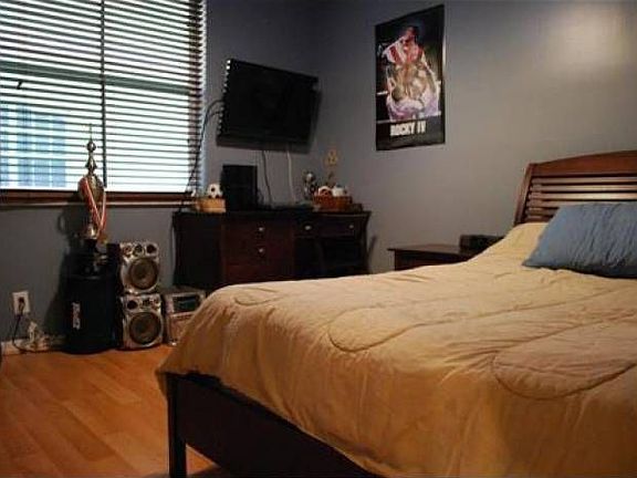 5th image of 1490 Blue Jay Cir