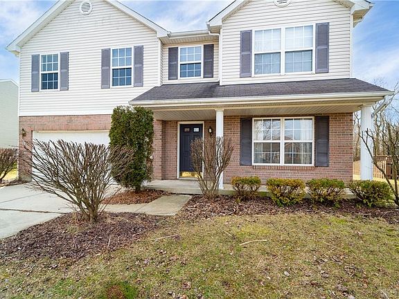 3rd image of 71 Evergreen Ct