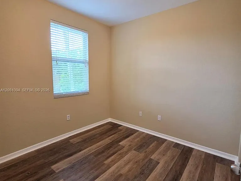 2851 W Prospect Rd #404 — Photo 10