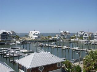 3-3B Keelson Row #B3, Southport, NC 28461