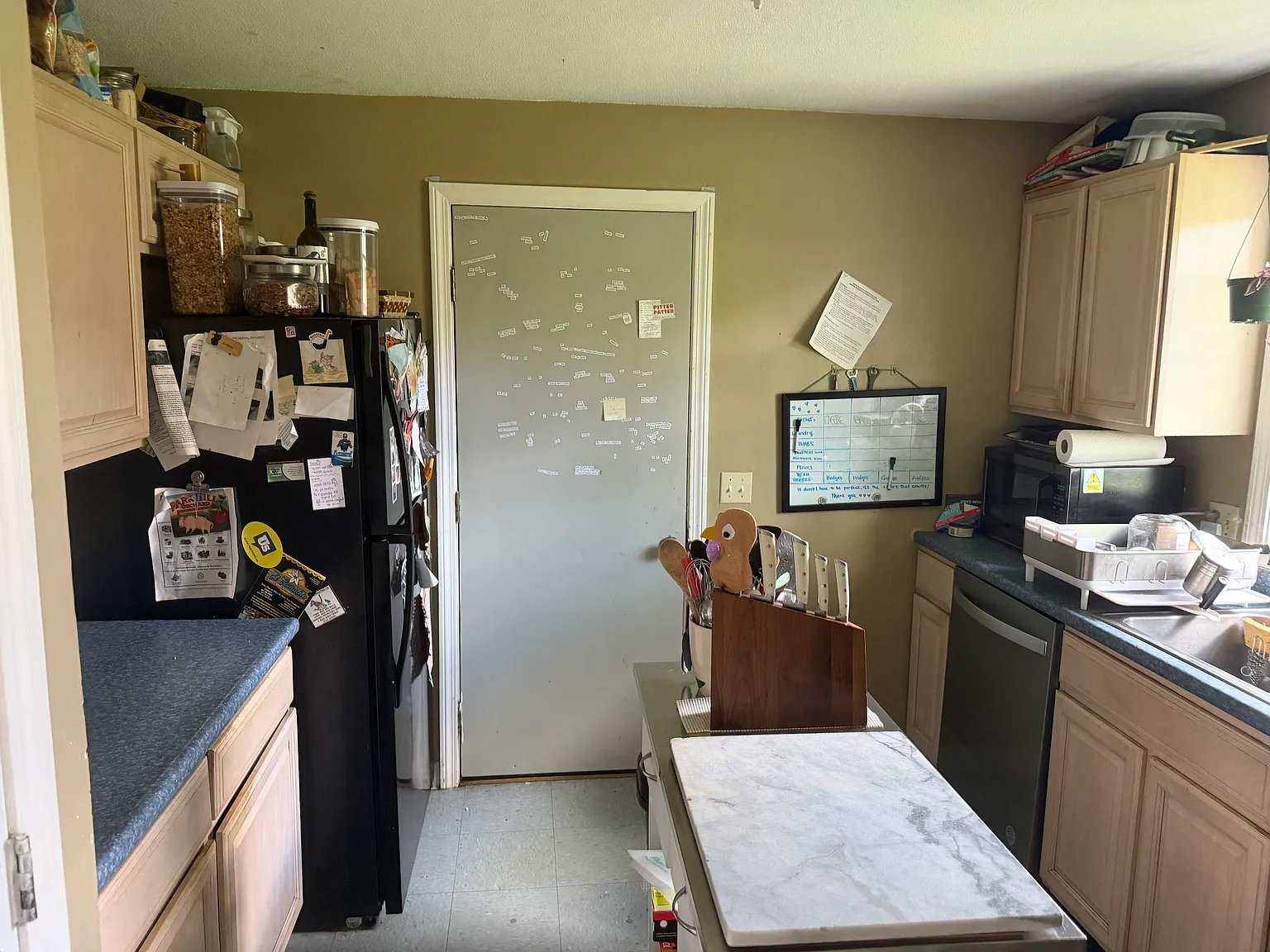 5 bed, 2000 sqft, $3,275 — Photo 3