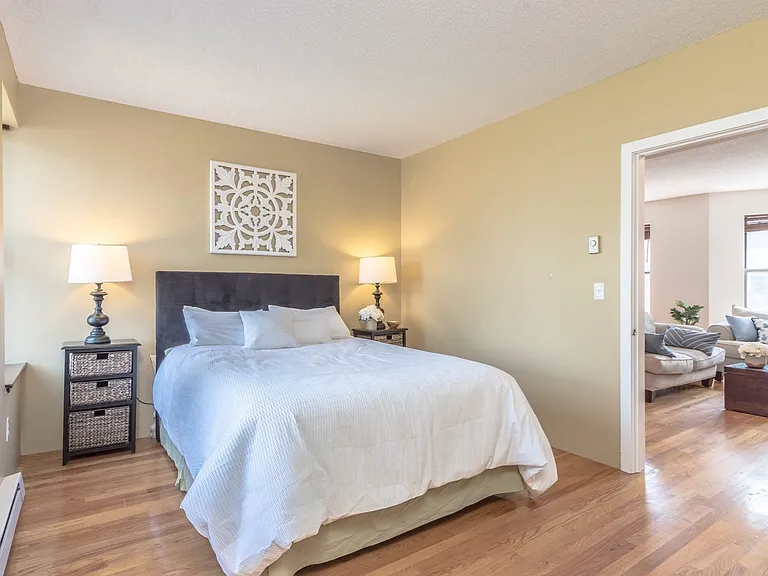 2 Cypress Rd #204 — Photo 8