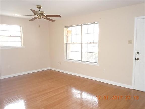4th image of 4905 Academy Dr