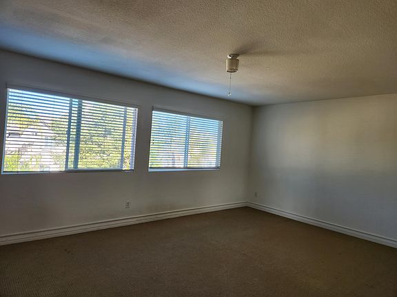 5th image of 29660 Andromeda St