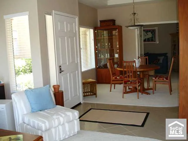 23 Wimbledon Ct — Photo 5