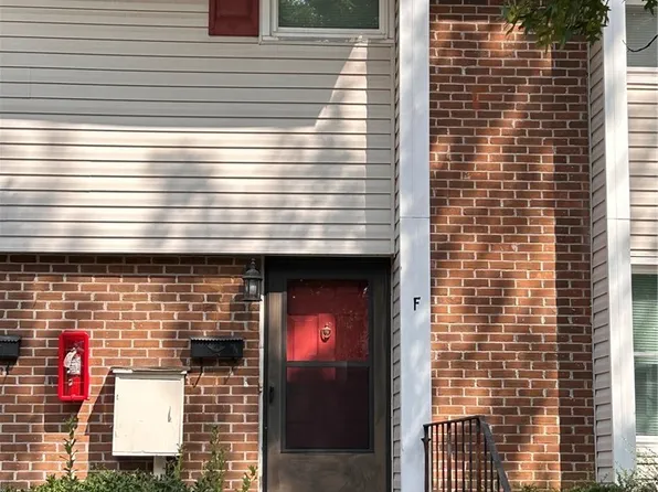 571 Winding Creek Rd APT F, Fayetteville, NC 28305