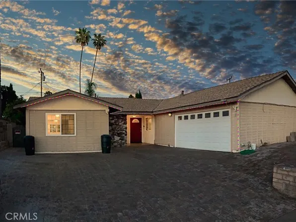 26125 Hatmor Dr, Calabasas, CA 91302