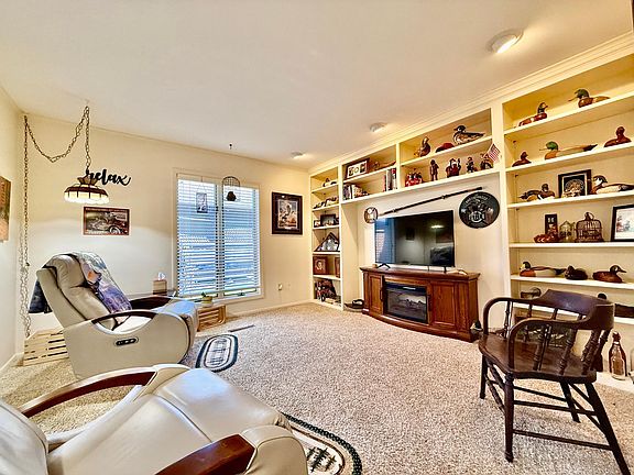 3rd image of 1409 McNally Dr