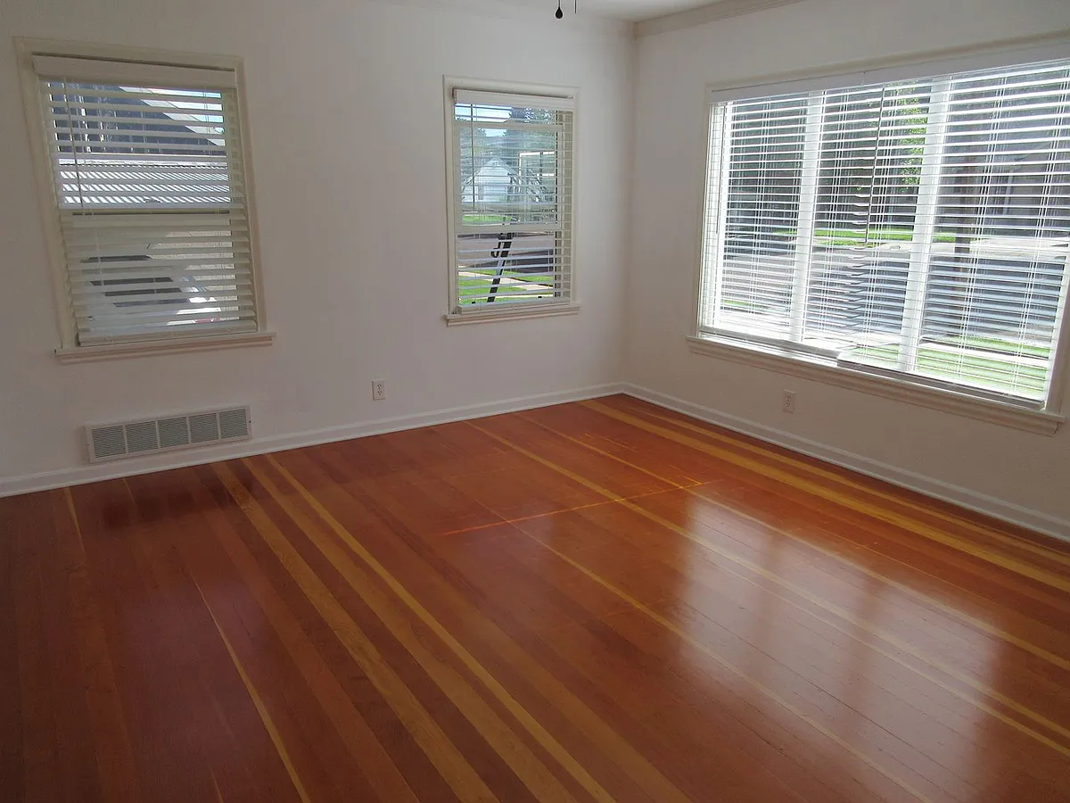 Building Photo - 492 S 150 W