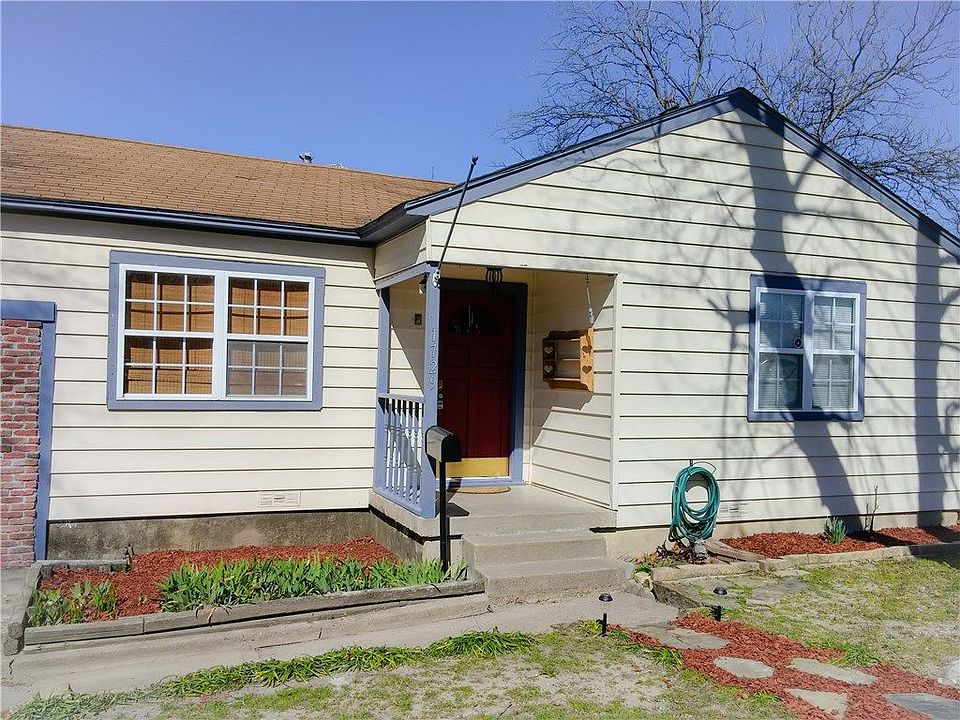 1st image of 1729 Kirkwood Dr