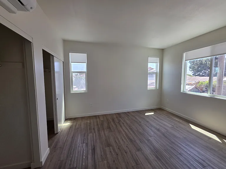 619 Highland Ave #301 — Photo 3