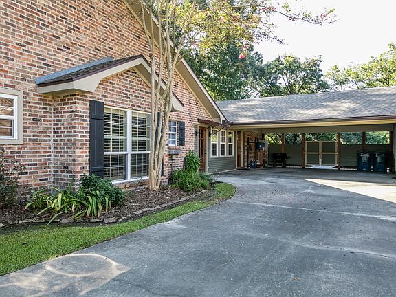 4th image of 121 Greenfield Dr