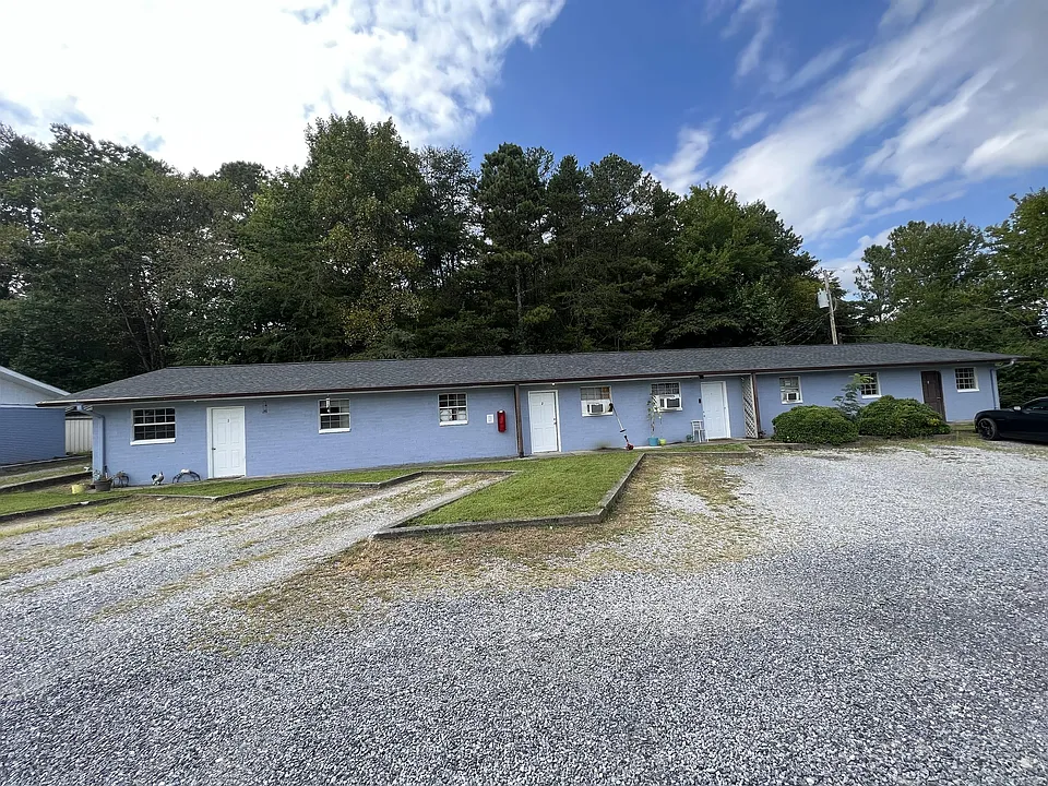 442 Lafayette Rd