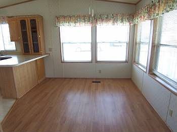 4th image of 1321 Rancho Villa Dr